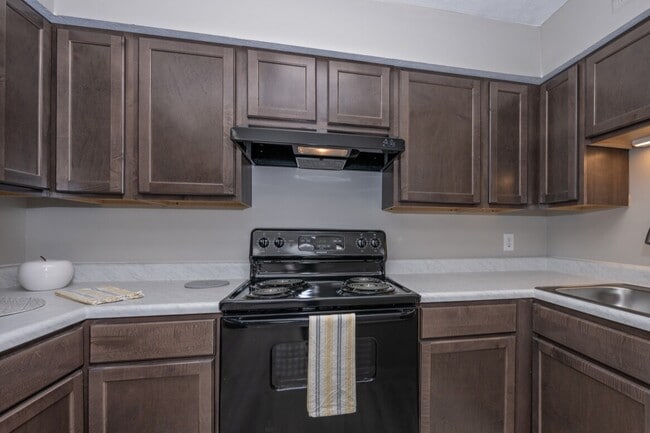 Primary Photo - The Woodside Apartments