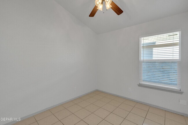 Building Photo - 12077 Castle Keep Cir