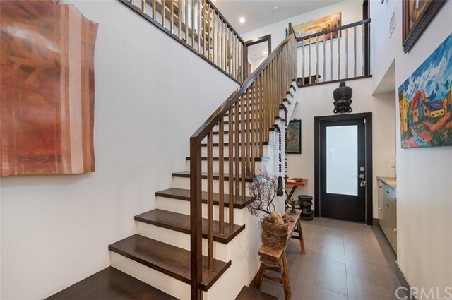 Building Photo - 16341 Hollywood Ln