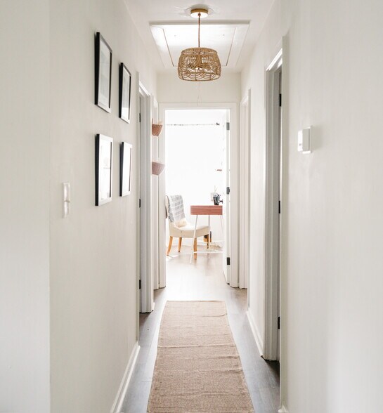 Building Photo - 3513 Merrill Pl