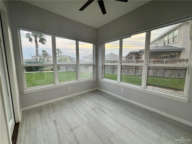 Building Photo - 33 Ensenada Ave