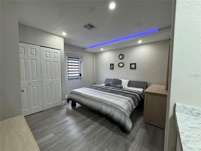 Building Photo - 2158 Marathon Ct