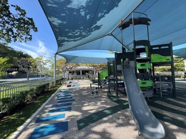 Building Photo - 41 N Shore Dr