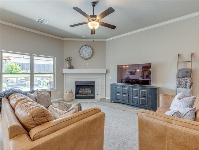 Building Photo - 3 br, 2 bath House - 9708 Ashford Dr