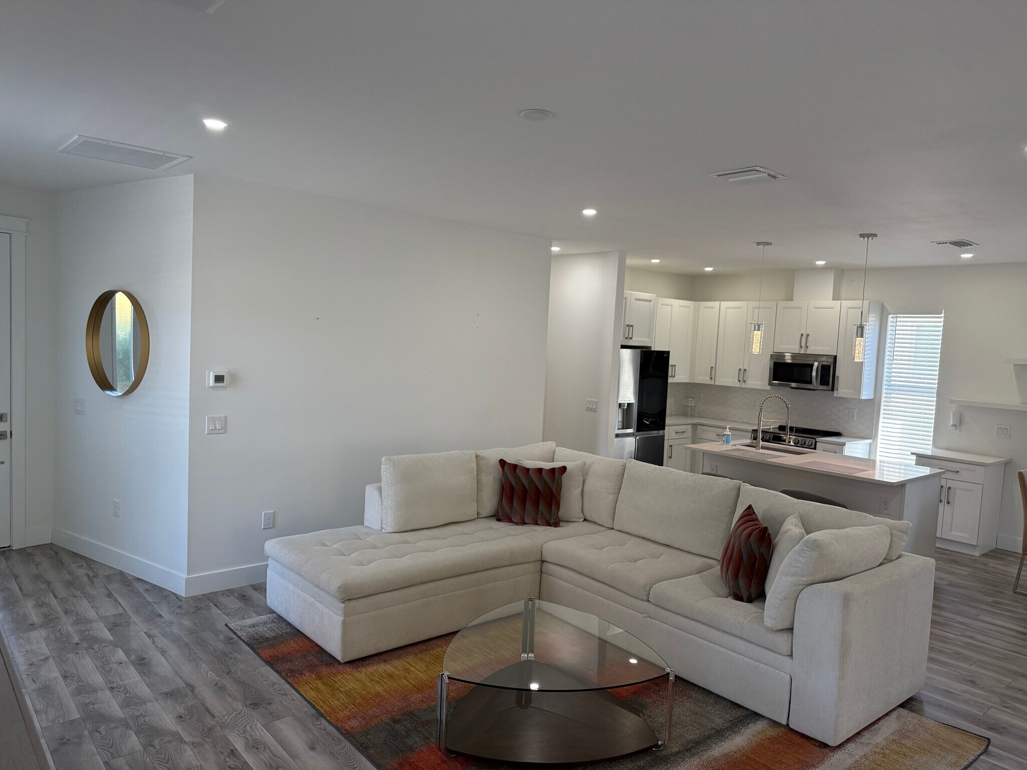 Building Photo - 1704 5th St