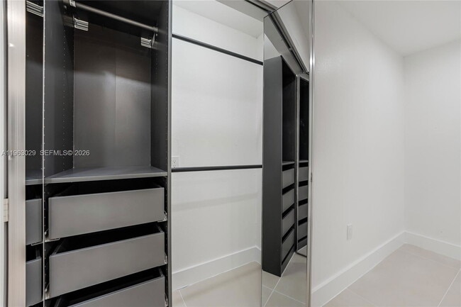 Building Photo - 1065 NW 50th St