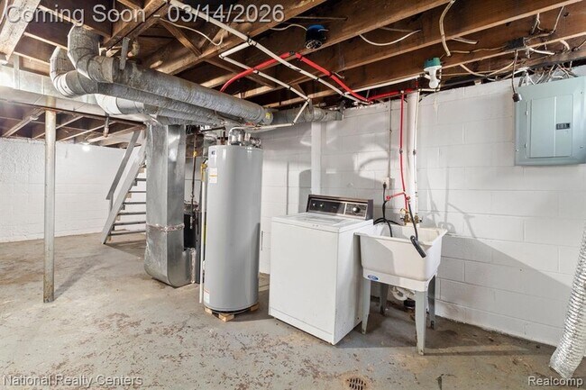 Building Photo - 15391 Appoline St