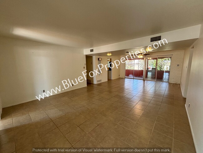 Building Photo - 8255 E Koralee Pl