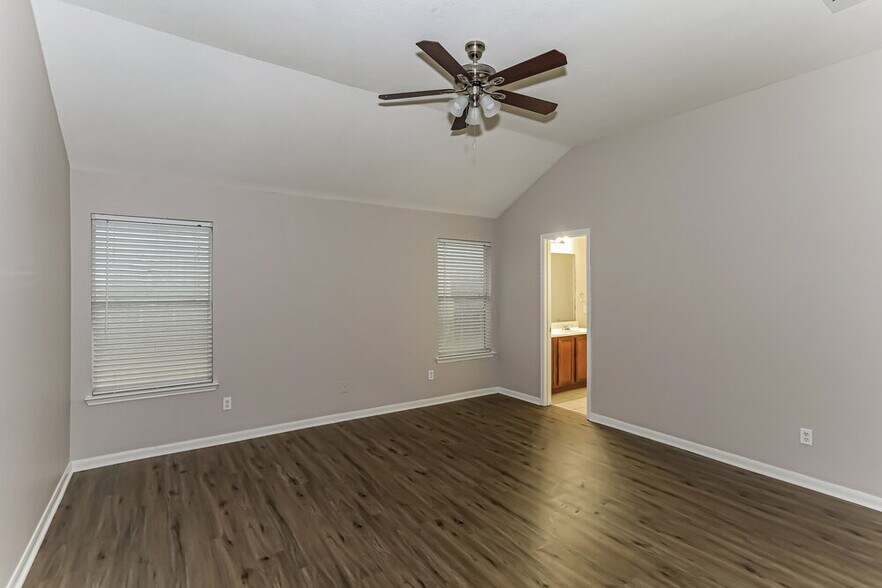 Building Photo - 1428 Dun Horse Dr