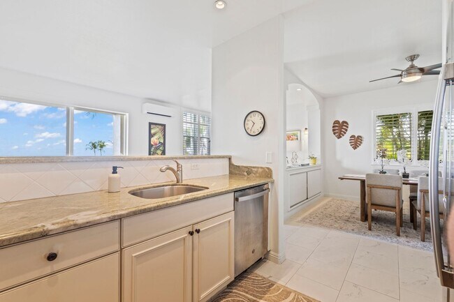 Building Photo - Experience Elevated Island Living in Wailea – Expansive Golf Course and Ocean View Furnished Luxu...