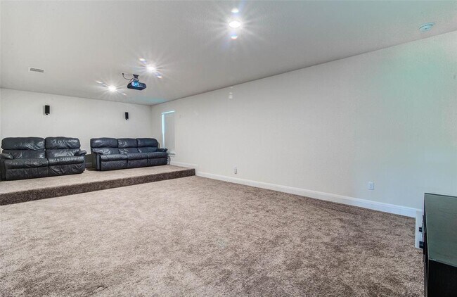 Building Photo - 15621 Cabrillo Way