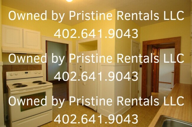 Building Photo - 322 S 6th St