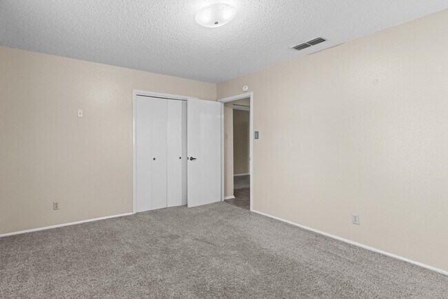 Building Photo - 3710 Monclair Ave