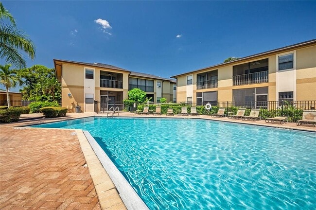 Building Photo - 12261 Sailwinds Dr