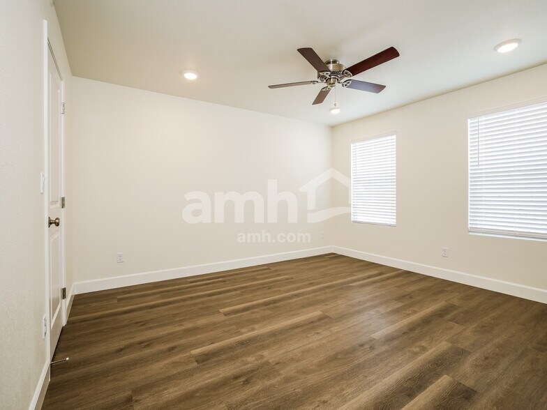 Building Photo - 6495 Enlightenment Dr