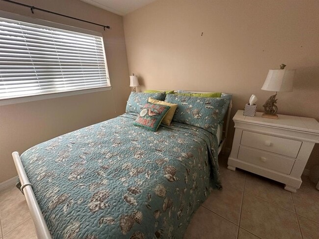 Building Photo - 2950 SE Ocean Blvd