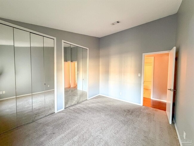 Building Photo - 2299 Scenic Hwy