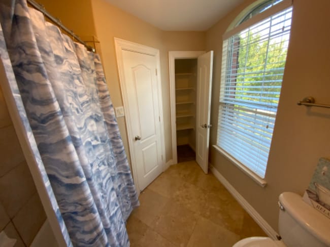 Building Photo - 13609 Fall Harvest Dr