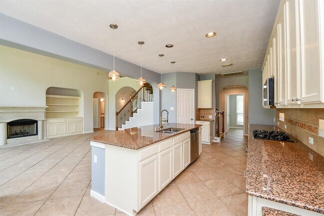 Building Photo - 10919 Cornwall Ln