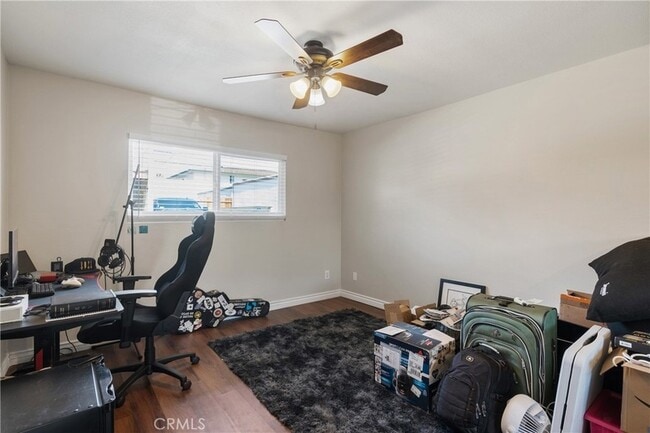 Building Photo - 215 E Navilla Pl