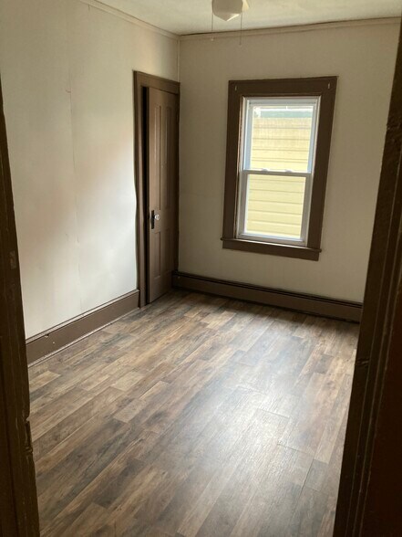 Building Photo - 1320 Otter St