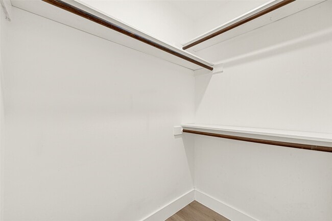 Building Photo - 3203 Falling Brook Dr