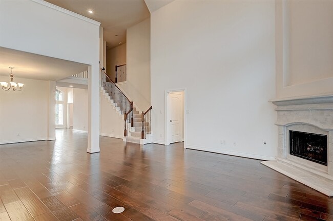 Building Photo - 4006 Misty Waters Ln