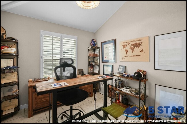 Building Photo - 6052 Bandolero Dr