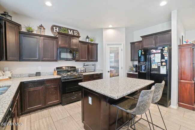 Building Photo - 1041 Earthstar Pl