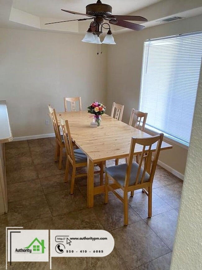 Building Photo - 3032 Stonecrest Pl