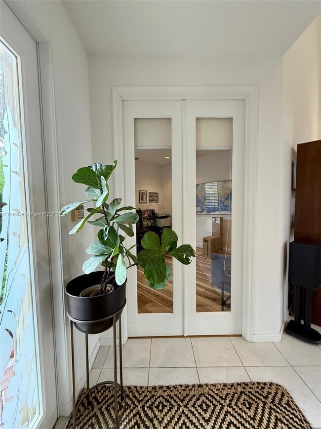Building Photo - 2454 Bay Isle Ct