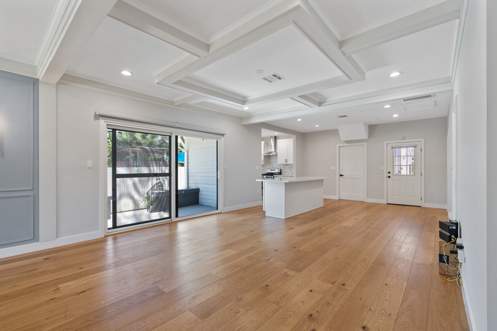 Building Photo - 1828 W 47th St
