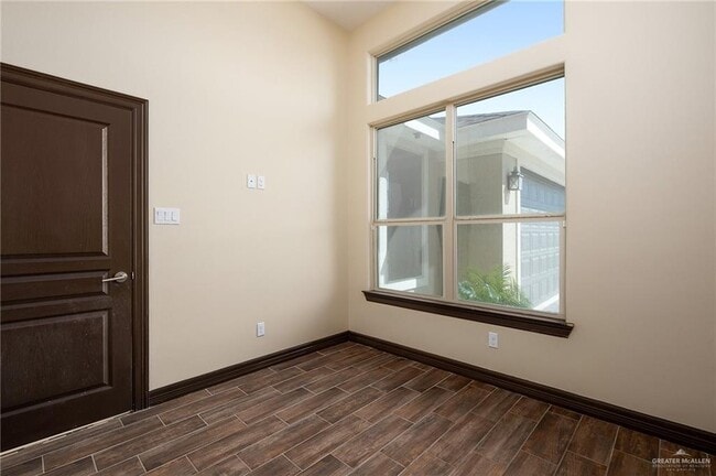 Building Photo - 16 N 36th St