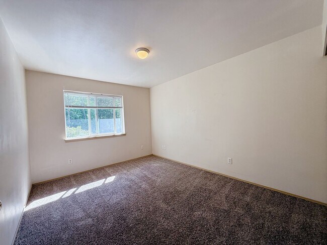 Building Photo - 1842/1844 Valencia St