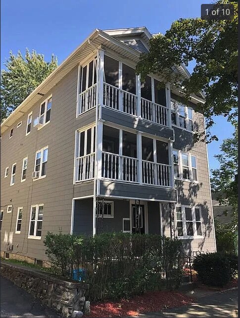 Building Photo - 2 bedroom 1 Bath in Worcester, MA