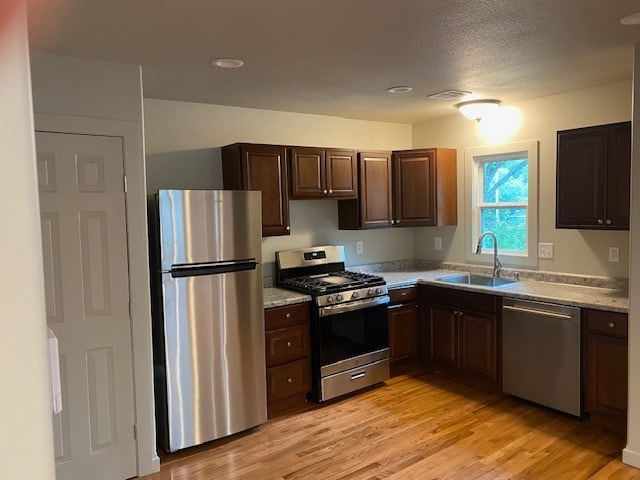 Building Photo - 626 Vattier St