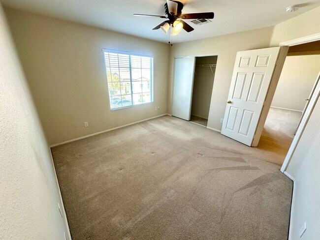 Building Photo - 7607 Pioneer Ranch Ave