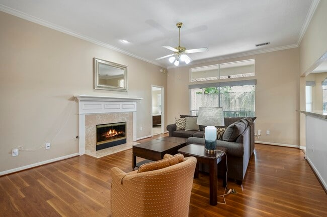 Building Photo - 9631 Bavaria Dr