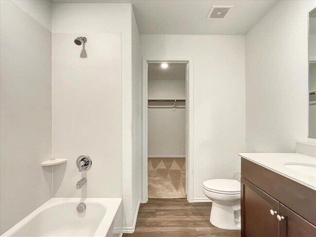 Building Photo - 7509 Jackrabbit Ave