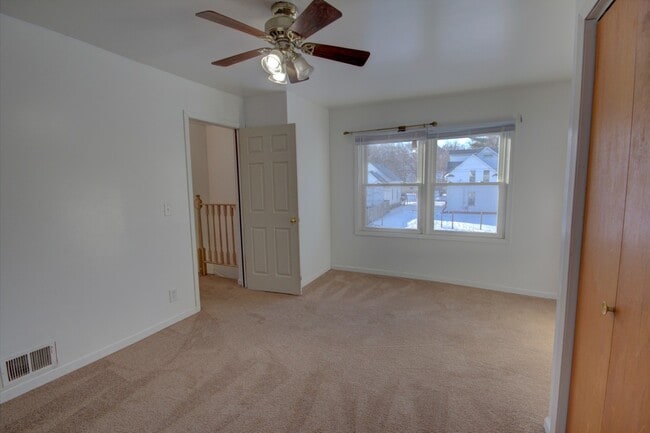 Building Photo - KLEROC