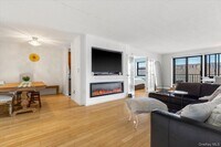 Building Photo - 1085 Warburton Ave