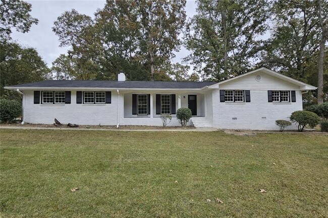 Building Photo - 999 Braselton Hwy