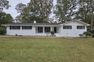 Building Photo - 999 Braselton Hwy