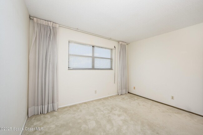 Building Photo - 500 Palm Springs Blvd