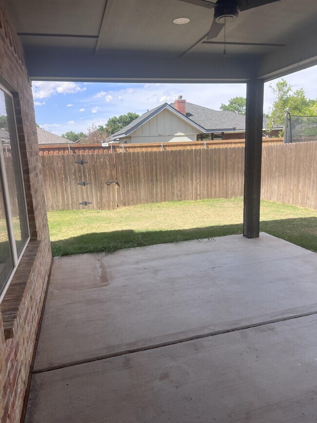 Building Photo - 322 Cowboy Ln