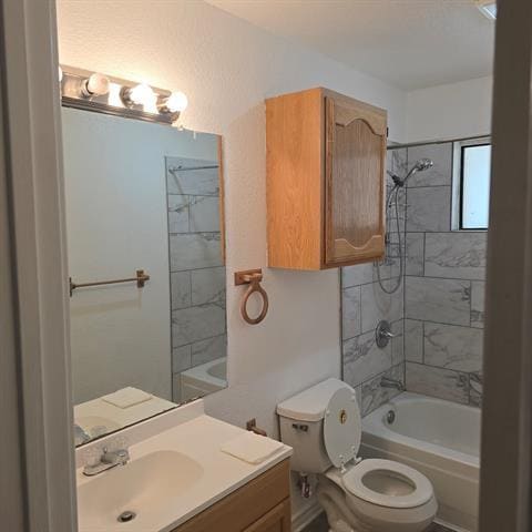 Building Photo - 2029 Spicewood Rd