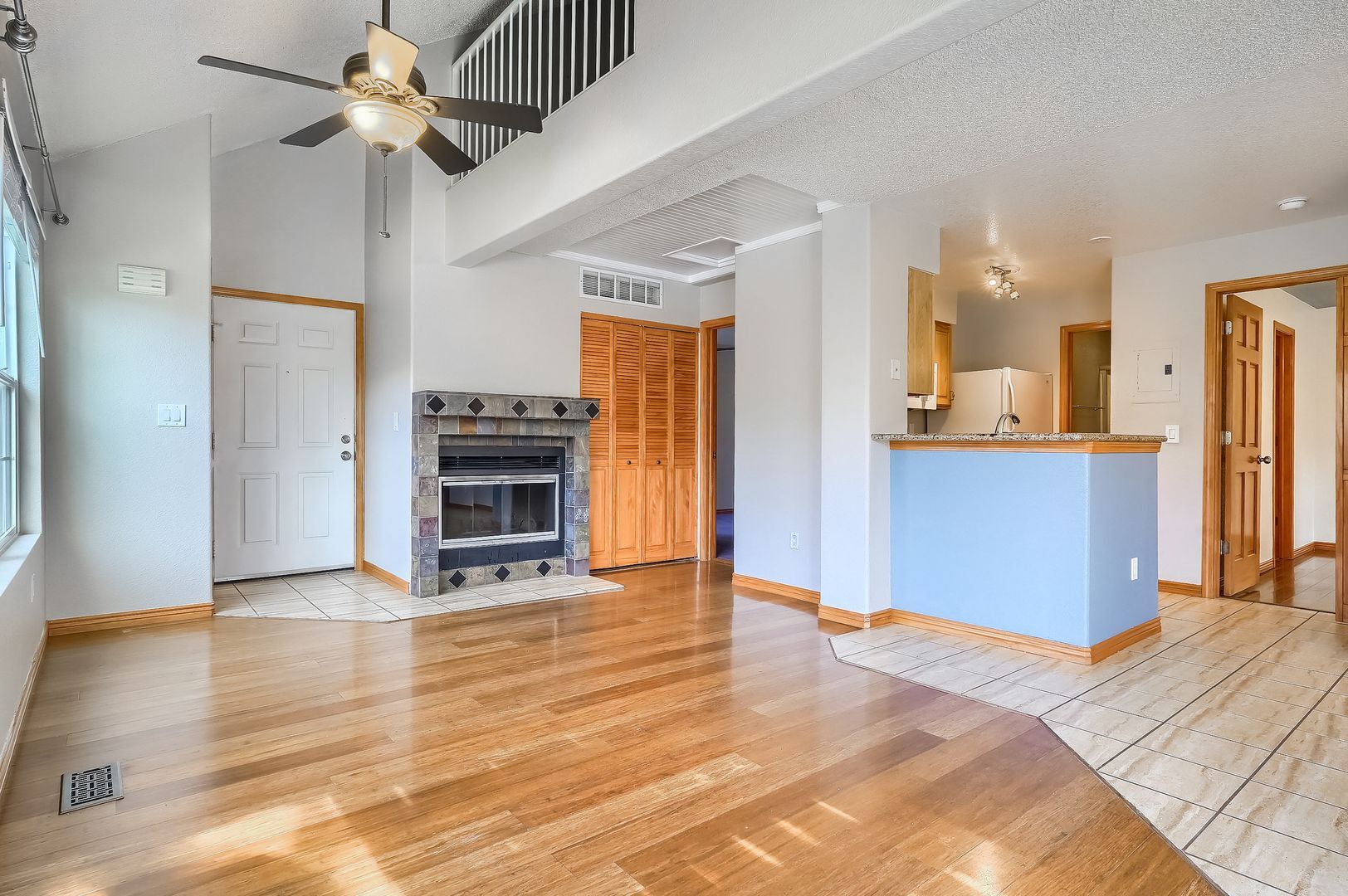 Building Photo - 8327 S Upham Way