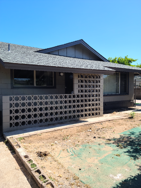 Building Photo - 601 S Papa Ave
