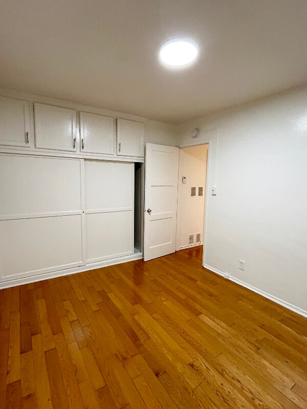 Building Photo - 1737 Sycamore Ave