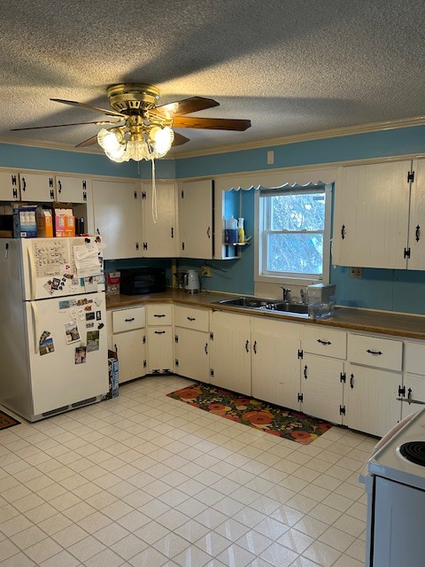 Building Photo - 11 Audet St